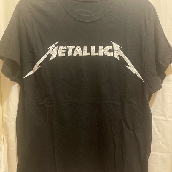 Metallica Black T-Shirt - Picture 1 of 1
